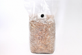 Miceliu pe grane 1 kg – disponibil pe bază de precomandă